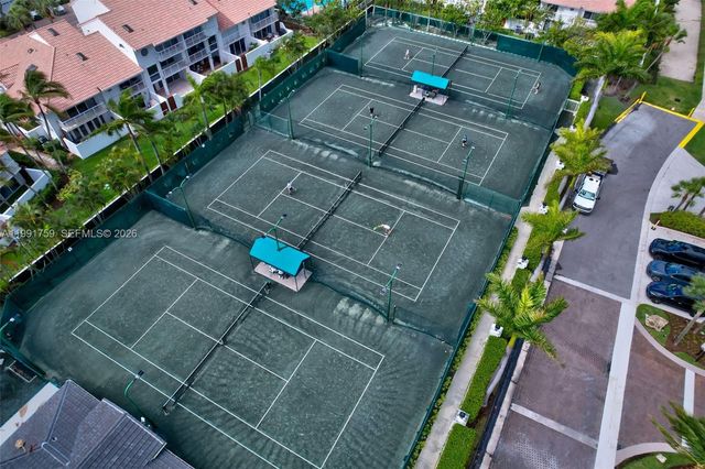 21050 Point Pl 2202, Aventura, FL 33180