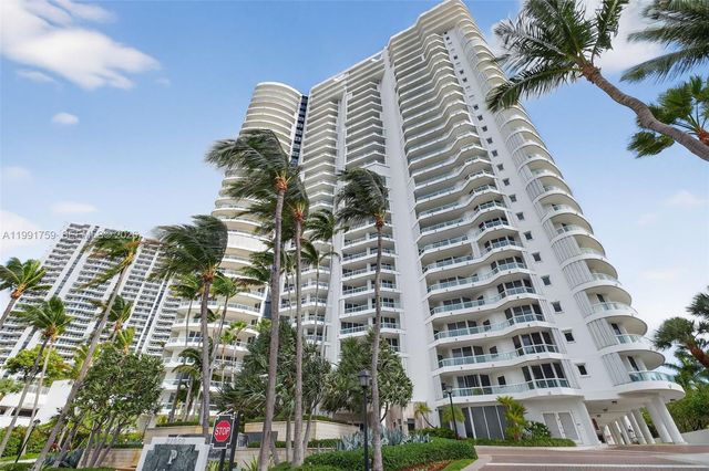 21050 Point Pl 2202, Aventura, FL 33180