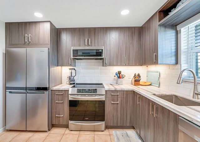 760 E Ocean Avenue 303, Boynton Beach, FL 33435