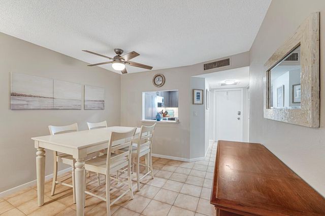 760 E Ocean Avenue 303, Boynton Beach, FL 33435