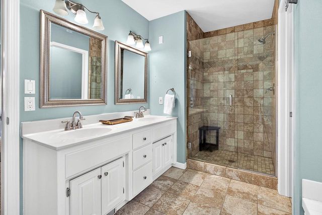2415 MAPLE GROVE DRIVE, Neenah, WI 54956