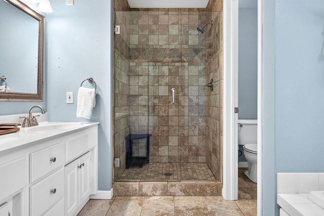 2415 MAPLE GROVE DRIVE, Neenah, WI 54956