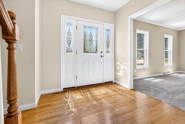 2415 MAPLE GROVE DRIVE, Neenah, WI 54956