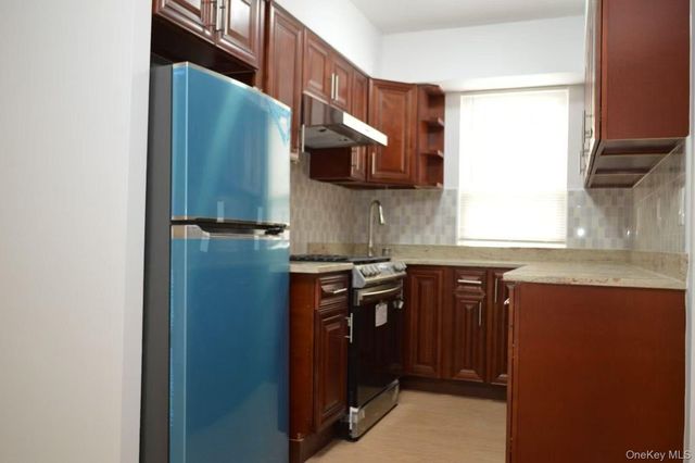 5056 47 St, Woodside, NY 11377
