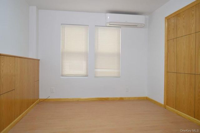 5056 47 St, Woodside, NY 11377