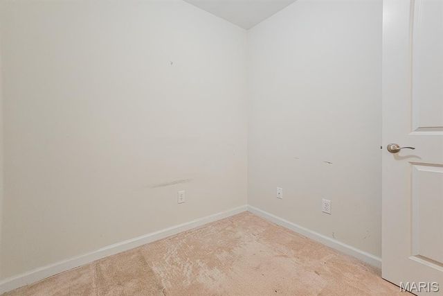 9218 Bent Pine Court F, St Louis, MO 63126