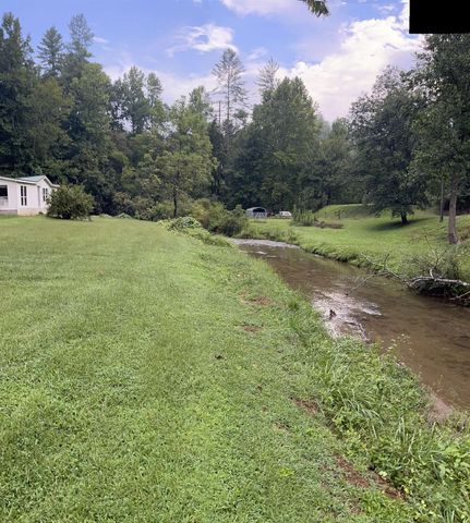 5 Bryson Branch Road, Clayton, GA 30525