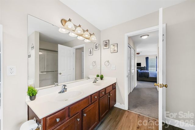 1721 Canebrook Glen, York, SC 29745