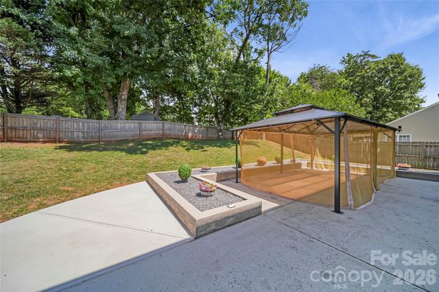 1721 Canebrook Glen, York, SC 29745