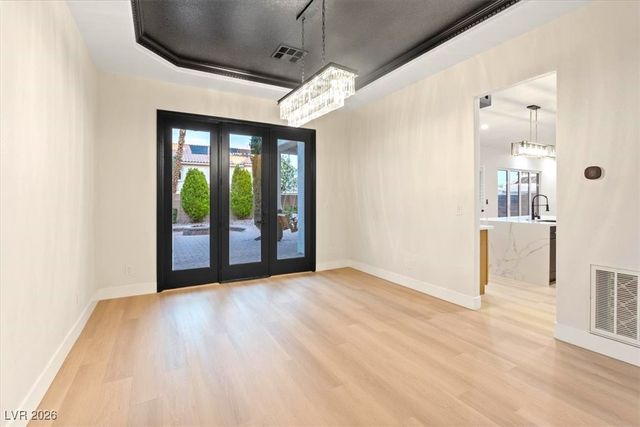 10668 Porta Romana Court, Las Vegas, NV 89141