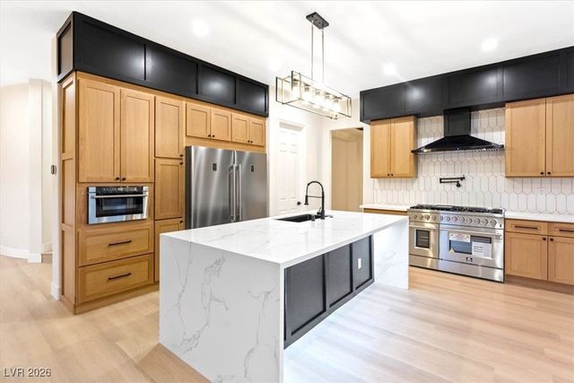 10668 Porta Romana Court, Las Vegas, NV 89141