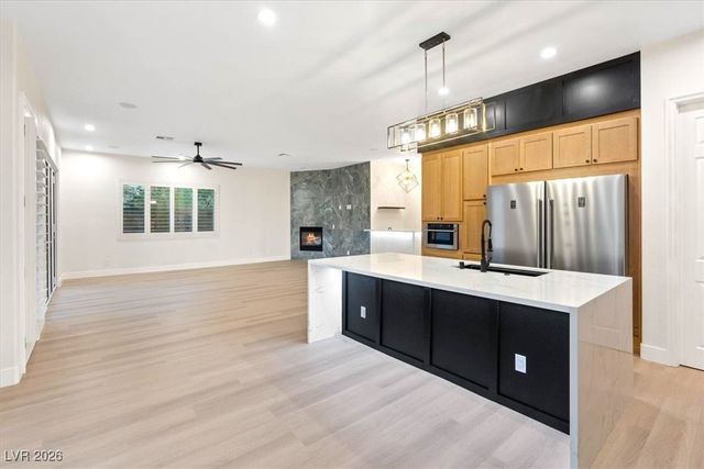 10668 Porta Romana Court, Las Vegas, NV 89141