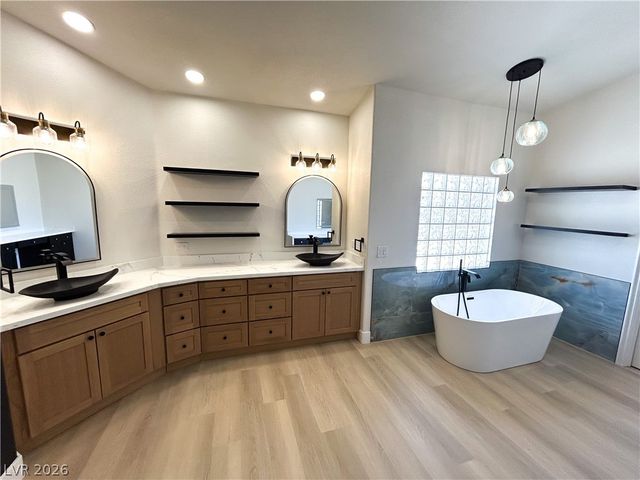 10668 Porta Romana Court, Las Vegas, NV 89141