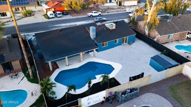 3009 W GAIL Road, Phoenix, AZ 85029