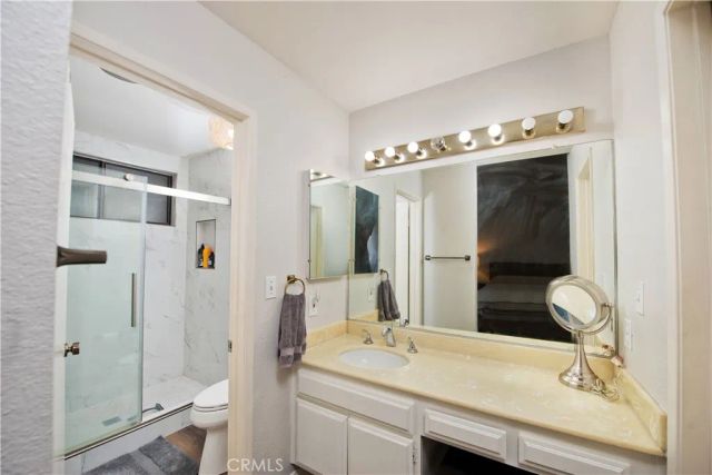 5711 Owensmouth 107, Woodland Hills, CA 91367