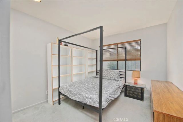 5711 Owensmouth 107, Woodland Hills, CA 91367