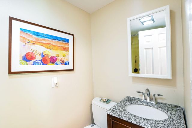 2 Jonathan Lane, Sandwich, MA 02563