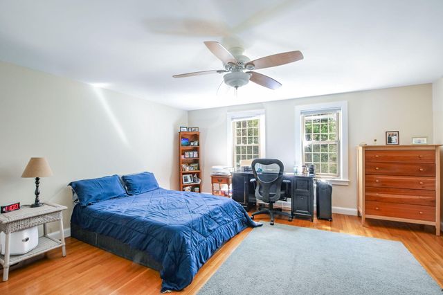 2 Jonathan Lane, Sandwich, MA 02563