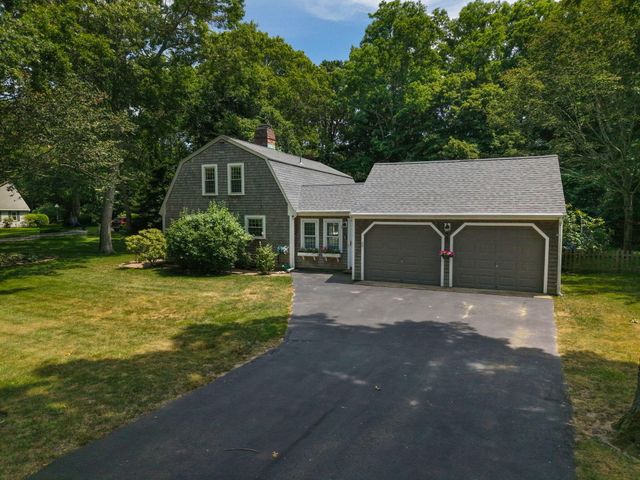 2 Jonathan Lane, Sandwich, MA 02563