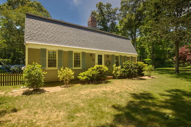 2 Jonathan Lane, Sandwich, MA 02563