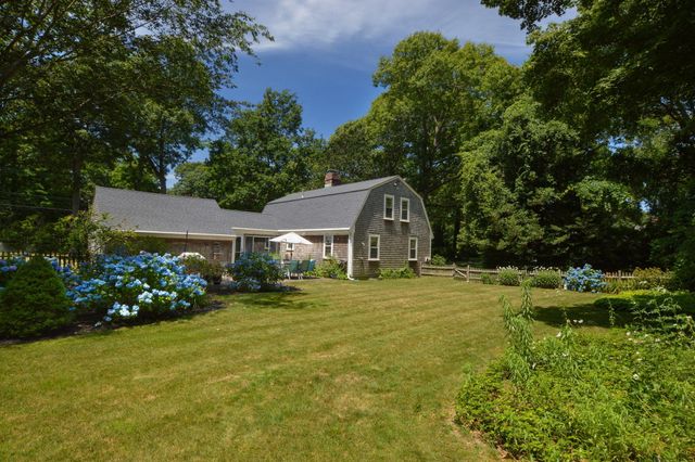 2 Jonathan Lane, Sandwich, MA 02563