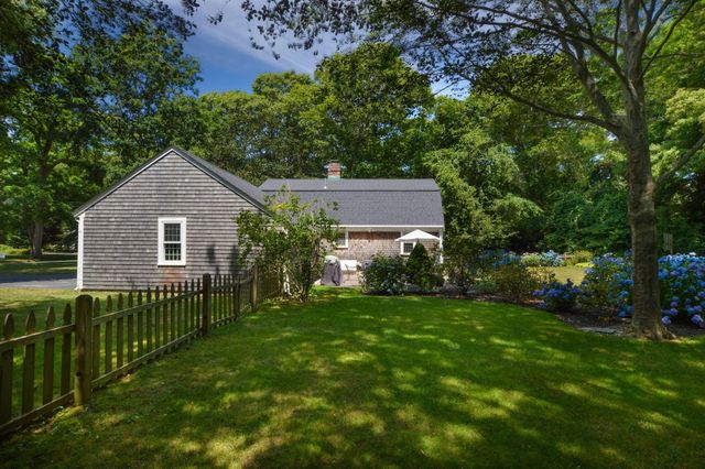2 Jonathan Lane, Sandwich, MA 02563