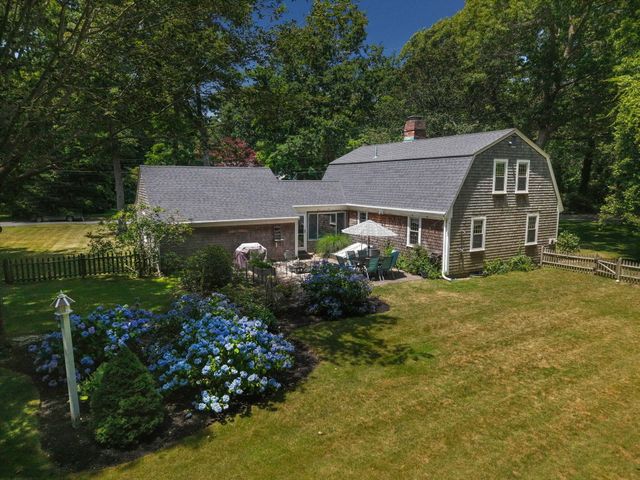 2 Jonathan Lane, Sandwich, MA 02563