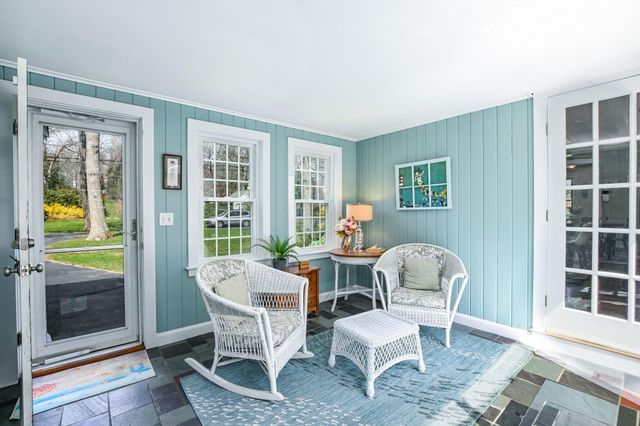 2 Jonathan Lane, Sandwich, MA 02563