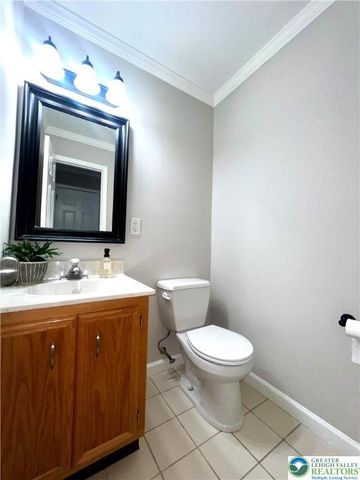 2244 West Walnut Street, Allentown City, PA 18104