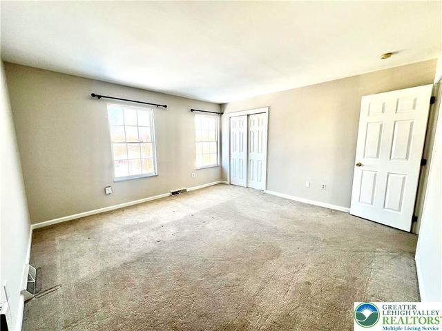 2244 West Walnut Street, Allentown City, PA 18104