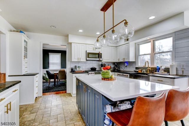 3 Fine Rd, Hillsborough Twp., NJ 08844