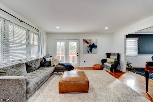 3 Fine Rd, Hillsborough Twp., NJ 08844