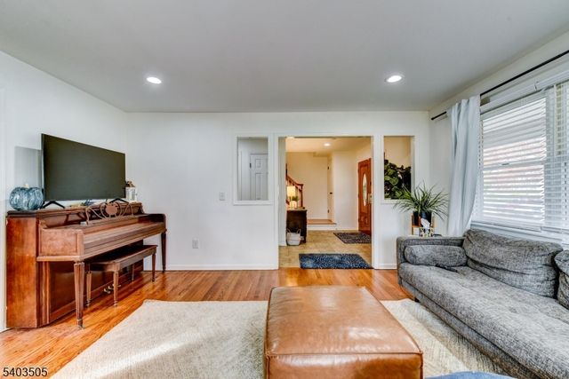 3 Fine Rd, Hillsborough Twp., NJ 08844