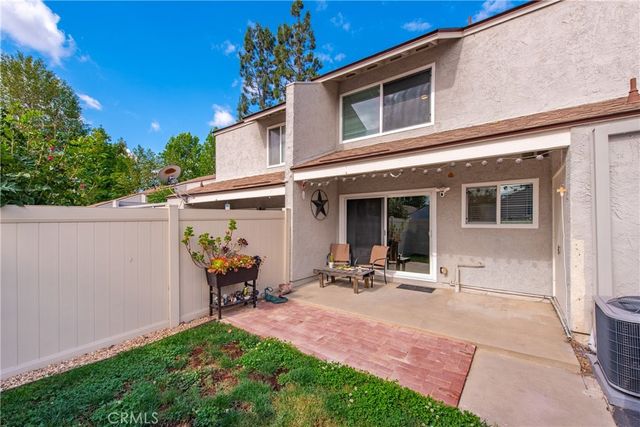 15102 Varsity Street D, Moorpark, CA 93021