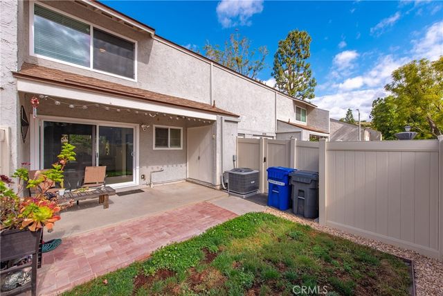 15102 Varsity Street D, Moorpark, CA 93021