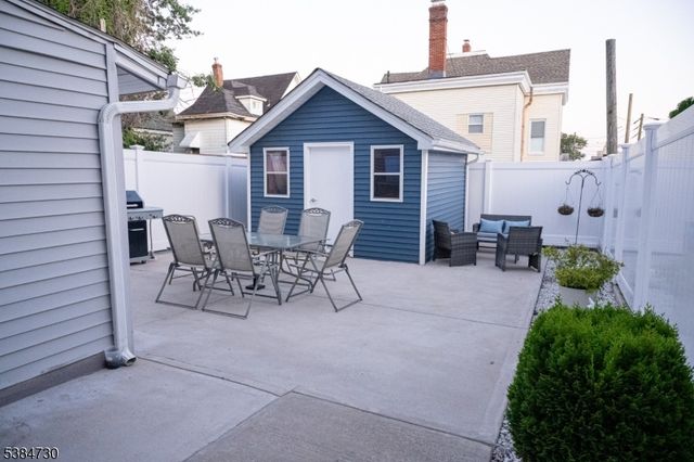 139 Autumn St, Passaic City, NJ 07055