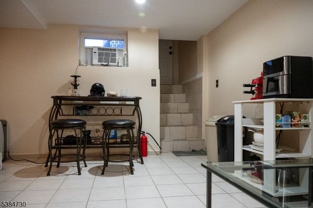 139 Autumn St, Passaic City, NJ 07055