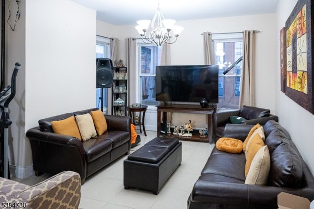 139 Autumn St, Passaic City, NJ 07055