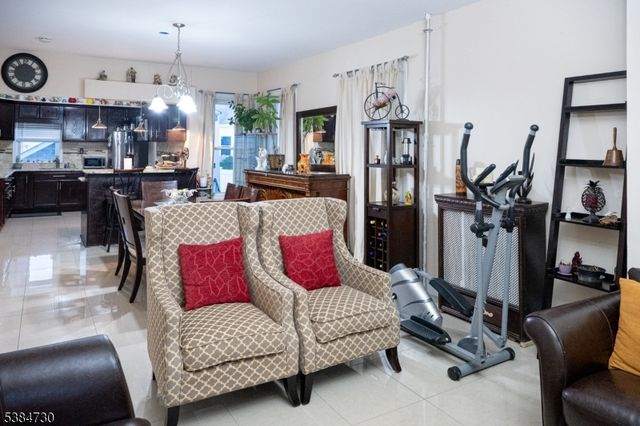 139 Autumn St, Passaic City, NJ 07055