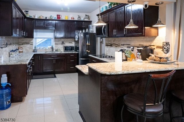 139 Autumn St, Passaic City, NJ 07055