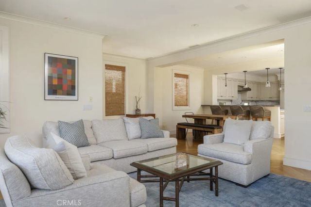 512 Avocado Avenue, Corona Del Mar, CA 92625
