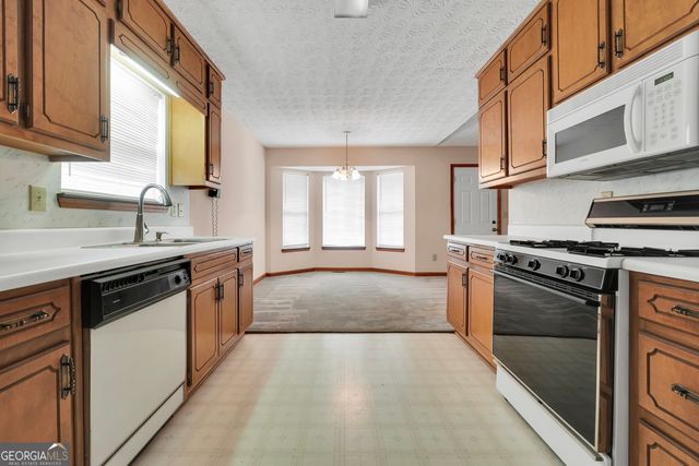10987 Morning Dove Drive, Hampton, GA 30228