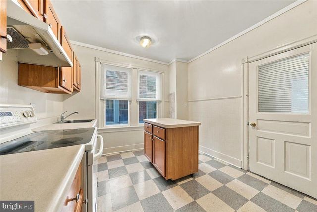 209 RHODES AVE, Collingdale, PA 19023