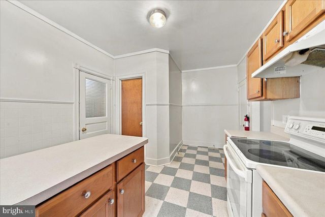 209 RHODES AVE, Collingdale, PA 19023