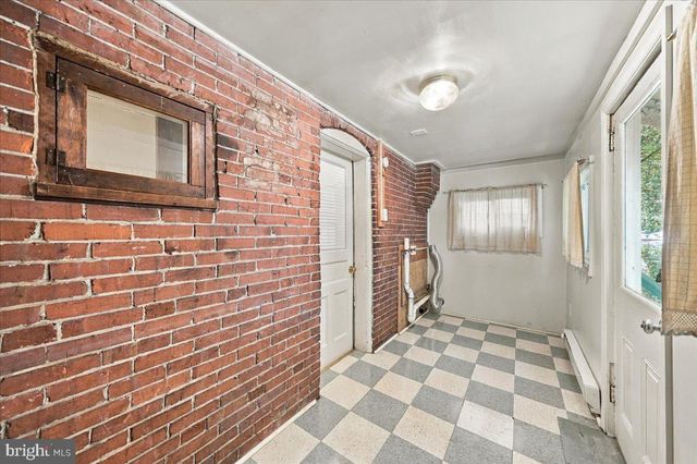 209 RHODES AVE, Collingdale, PA 19023