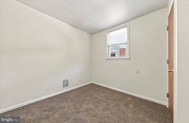 209 RHODES AVE, Collingdale, PA 19023