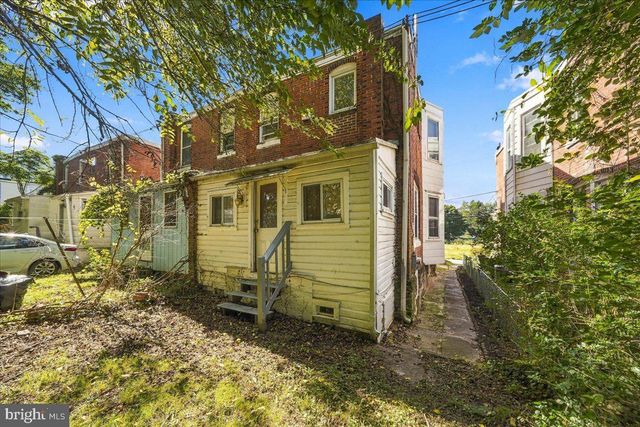 209 RHODES AVE, Collingdale, PA 19023