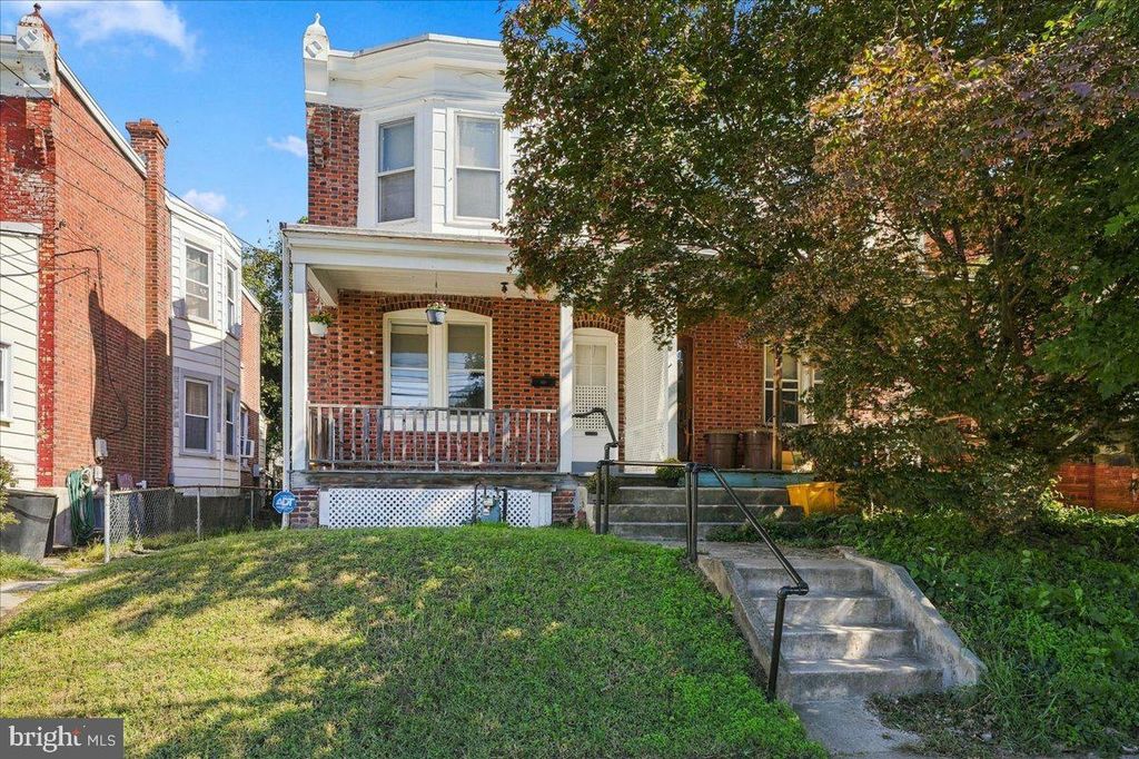 209 RHODES AVE, COLLINGDALE, PA 19023 — photo 2