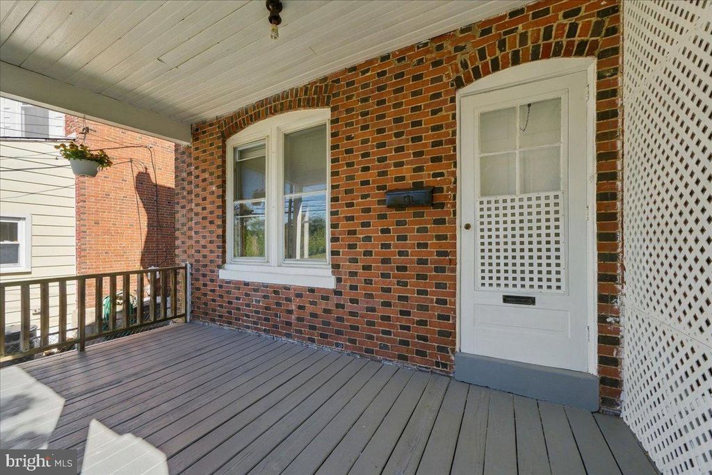 209 RHODES AVE, COLLINGDALE, PA 19023 — photo 3