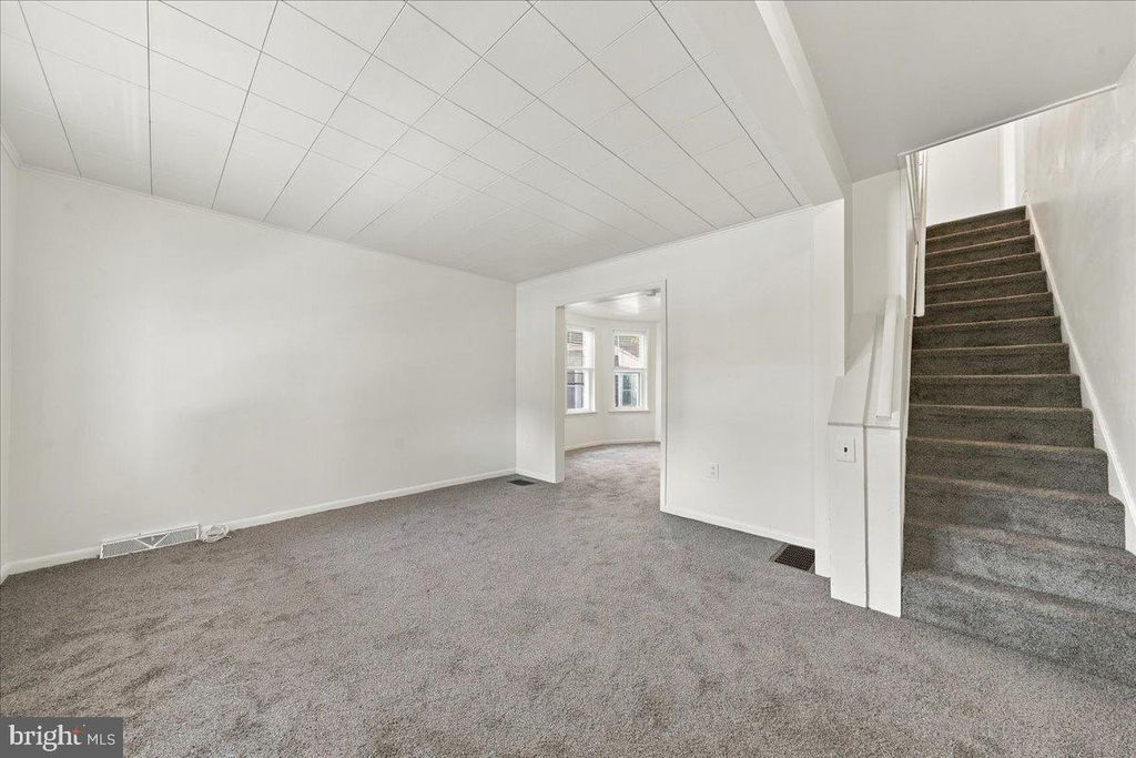 209 RHODES AVE, COLLINGDALE, PA 19023 — photo 5